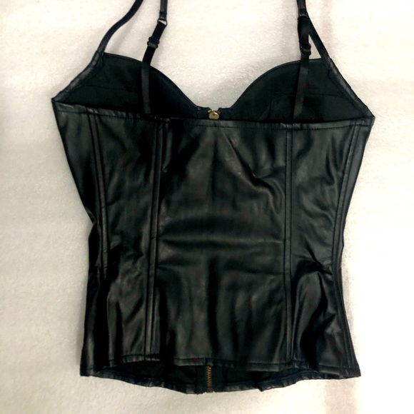 Charlotte Russe Black Camisole with Zipper - Picture 7 of 11